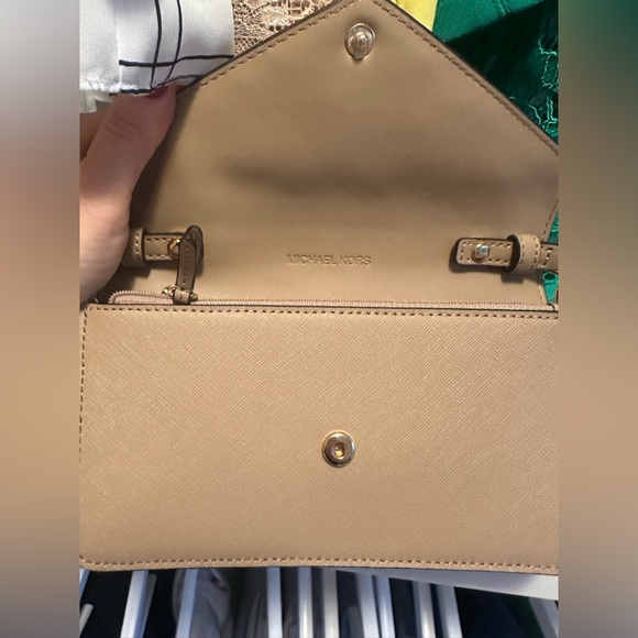 Michael Kors Small Saffiano Leather Envelope Crossbody Bag - Picture 6 of 9